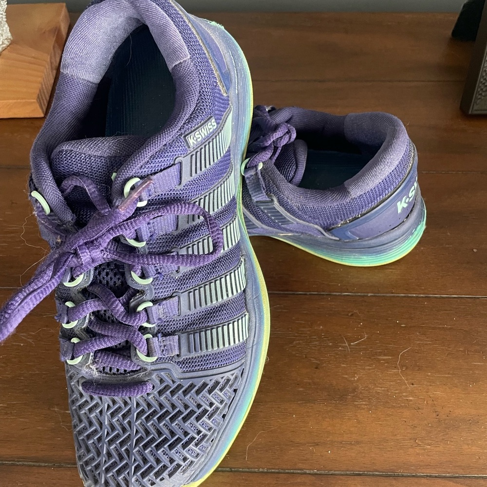 K-Swiss Women's Purple Athletic/Tennis Shoes